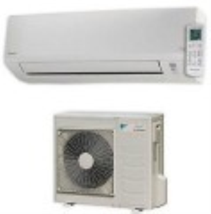 TECNOSHOP Kit condizionatore Daikin KITATXB25CARXBC 9000 BTU classe A+